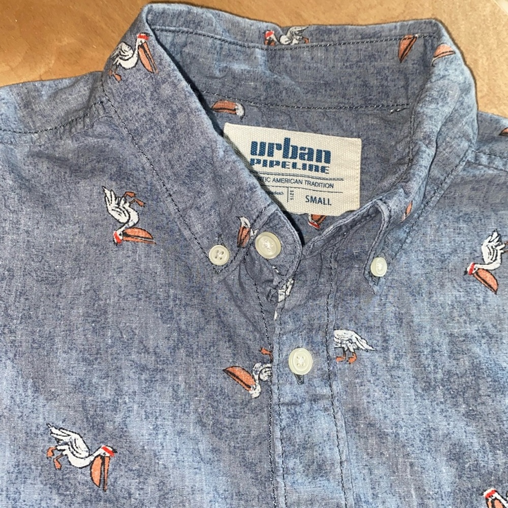 Urban Pipeline, short sleeve, button front shirt, men’s small